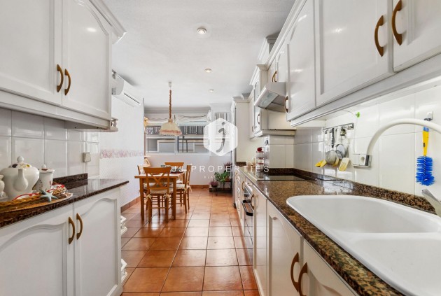 Resale - Apartment / flat -
Torrevieja - Costa Blanca