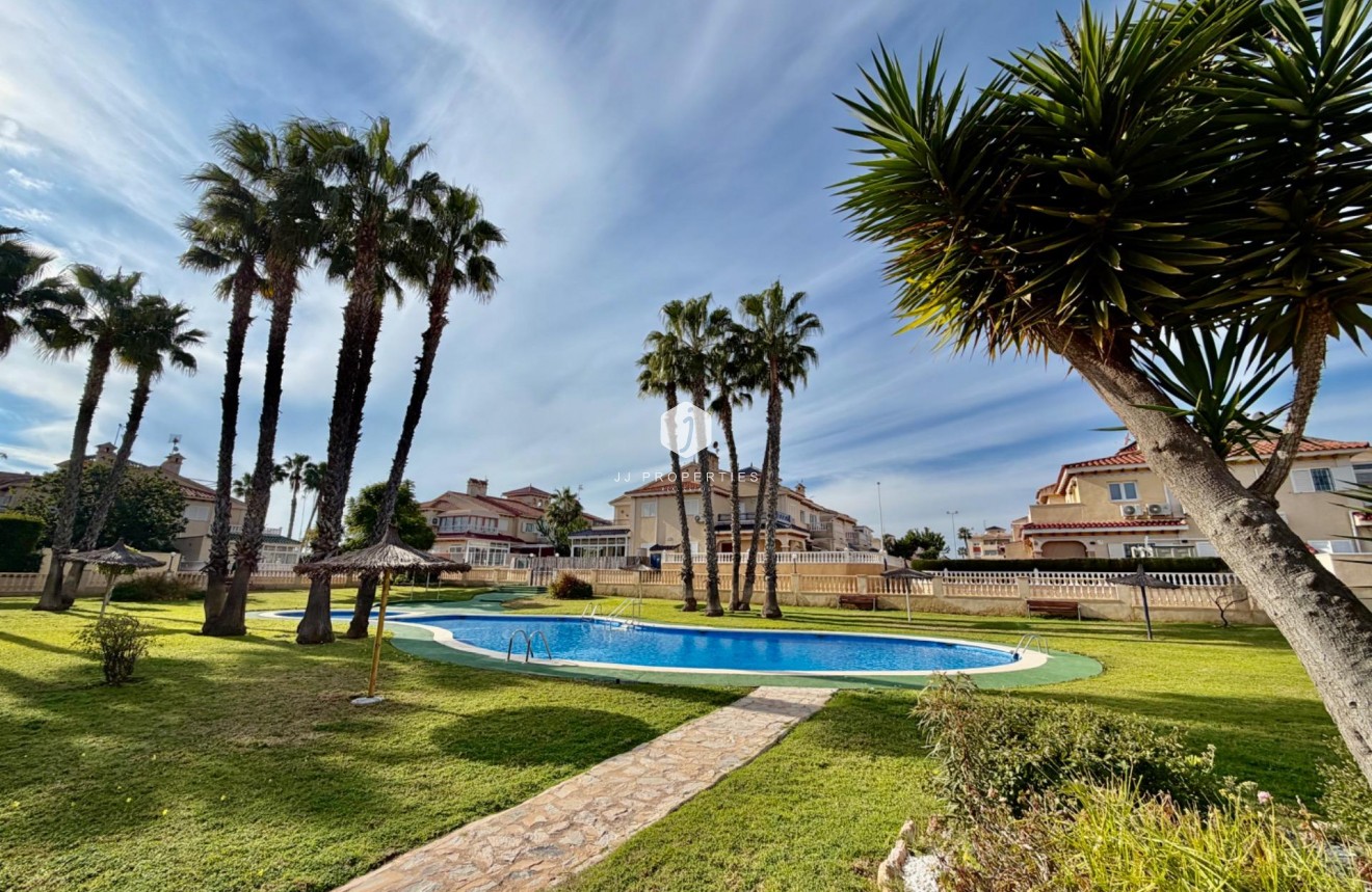 Resale - Apartment / flat -
Orihuela Costa - Playa Flamenca Norte