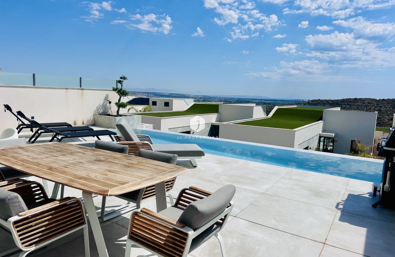 Resale - Villa -
Rojales Hills - Costa Blanca