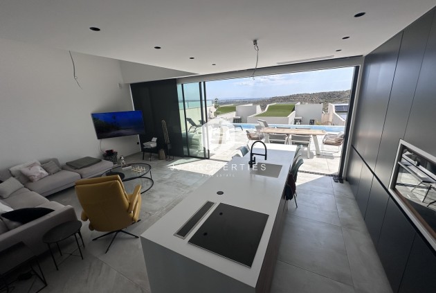 Resale - Villa -
Rojales Hills - Costa Blanca