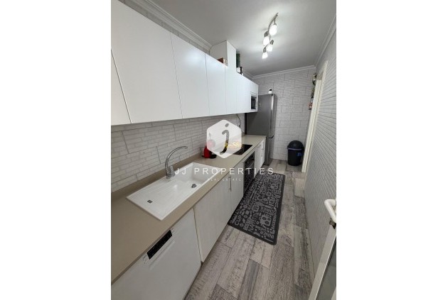 Resale - Chalet -
Orihuela Costa - La Zenia