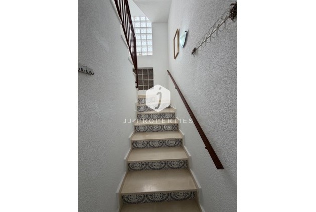 Resale - Chalet -
Orihuela Costa - La Zenia