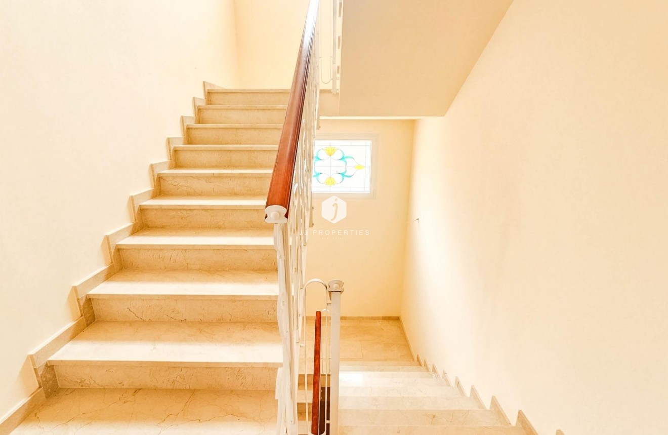 Tweedehands - Villa -
Cabo Roig