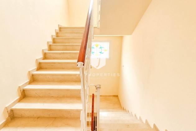 Tweedehands - Villa -
Cabo Roig