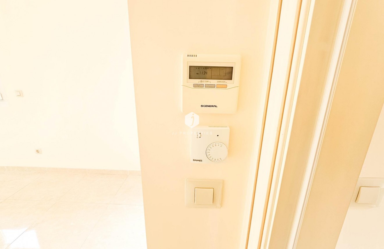 Tweedehands - Villa -
Cabo Roig