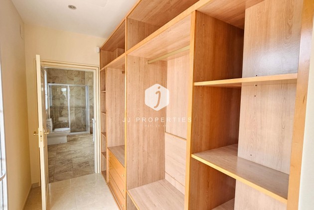 Tweedehands - Villa -
Cabo Roig