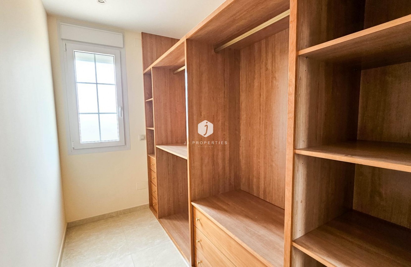 Tweedehands - Villa -
Cabo Roig