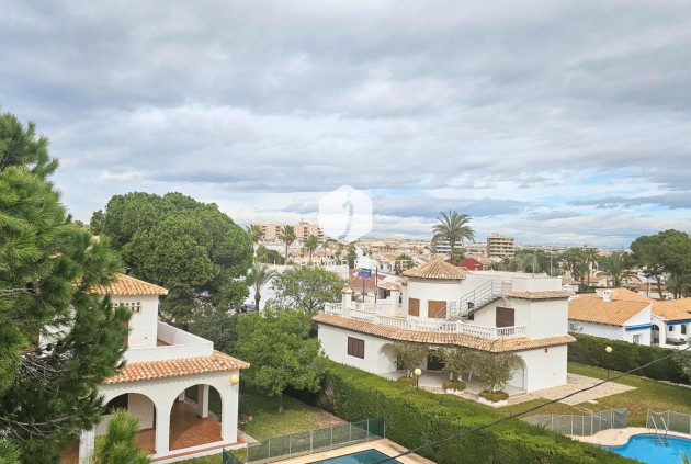 Tweedehands - Villa -
Cabo Roig