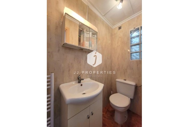 Resale - Chalet -
Torrevieja - El chaparral