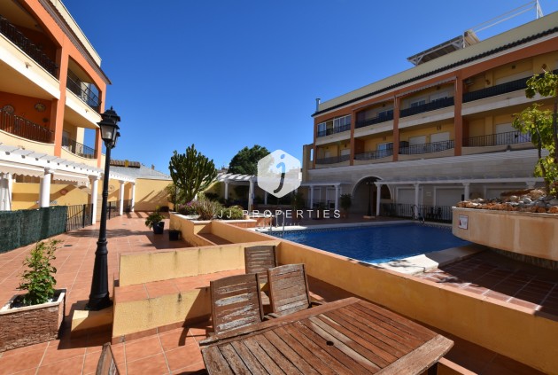 D'occasion - Appartement -
Algorfa - Inland