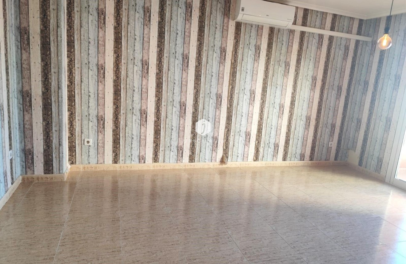 Tweedehands - Appartement / flat -
Torrevieja - Centro