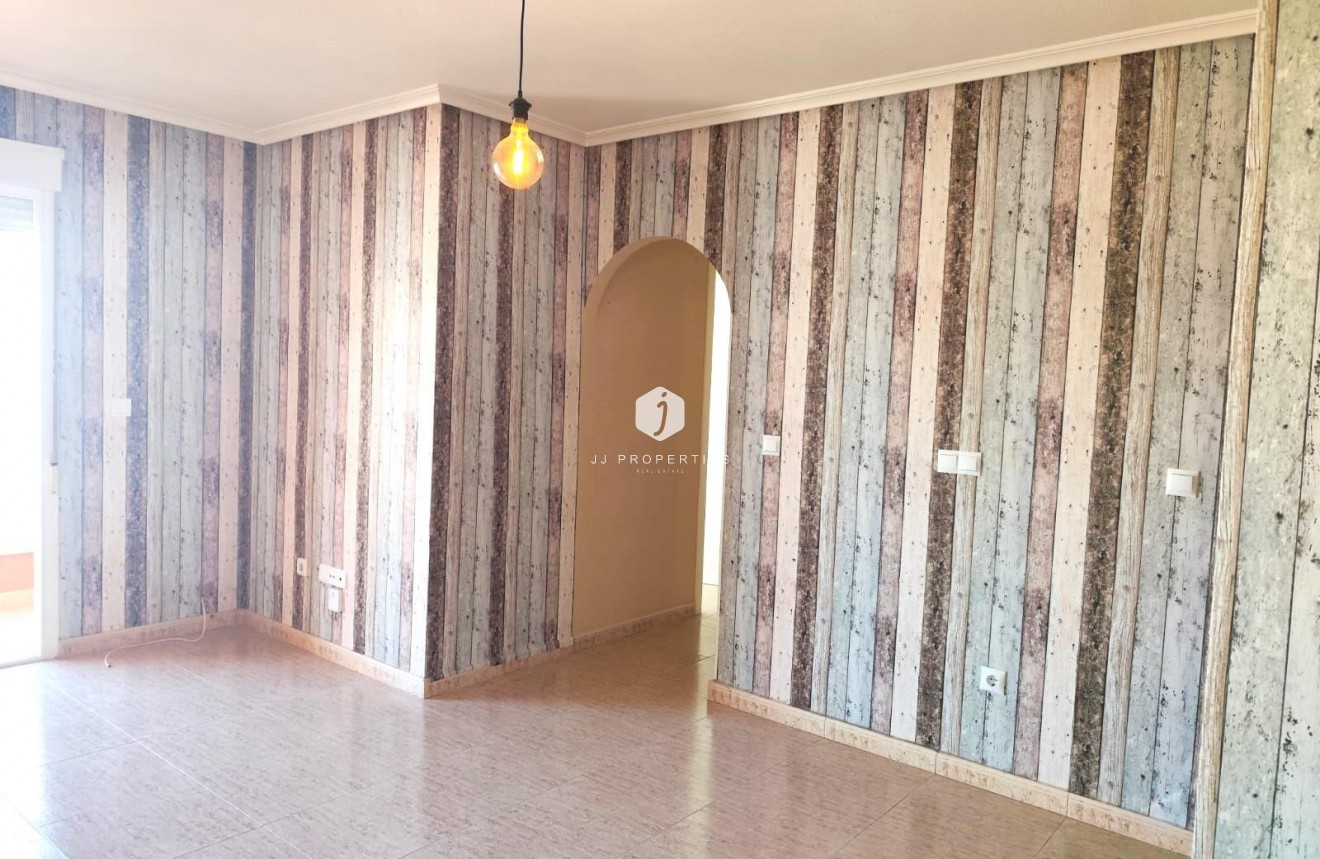 Tweedehands - Appartement / flat -
Torrevieja - Centro