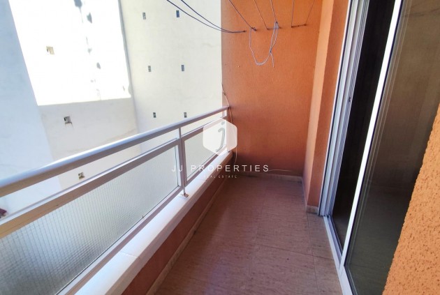 Tweedehands - Appartement / flat -
Torrevieja - Centro