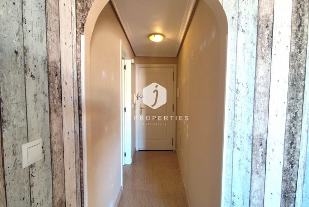 Tweedehands - Appartement / flat -
Torrevieja - Centro