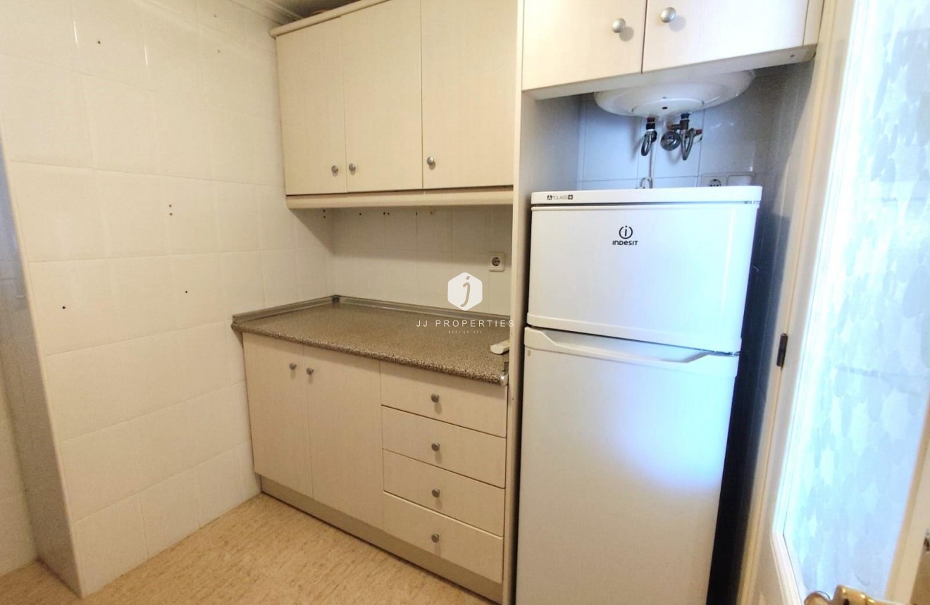 Tweedehands - Appartement / flat -
Torrevieja - Centro