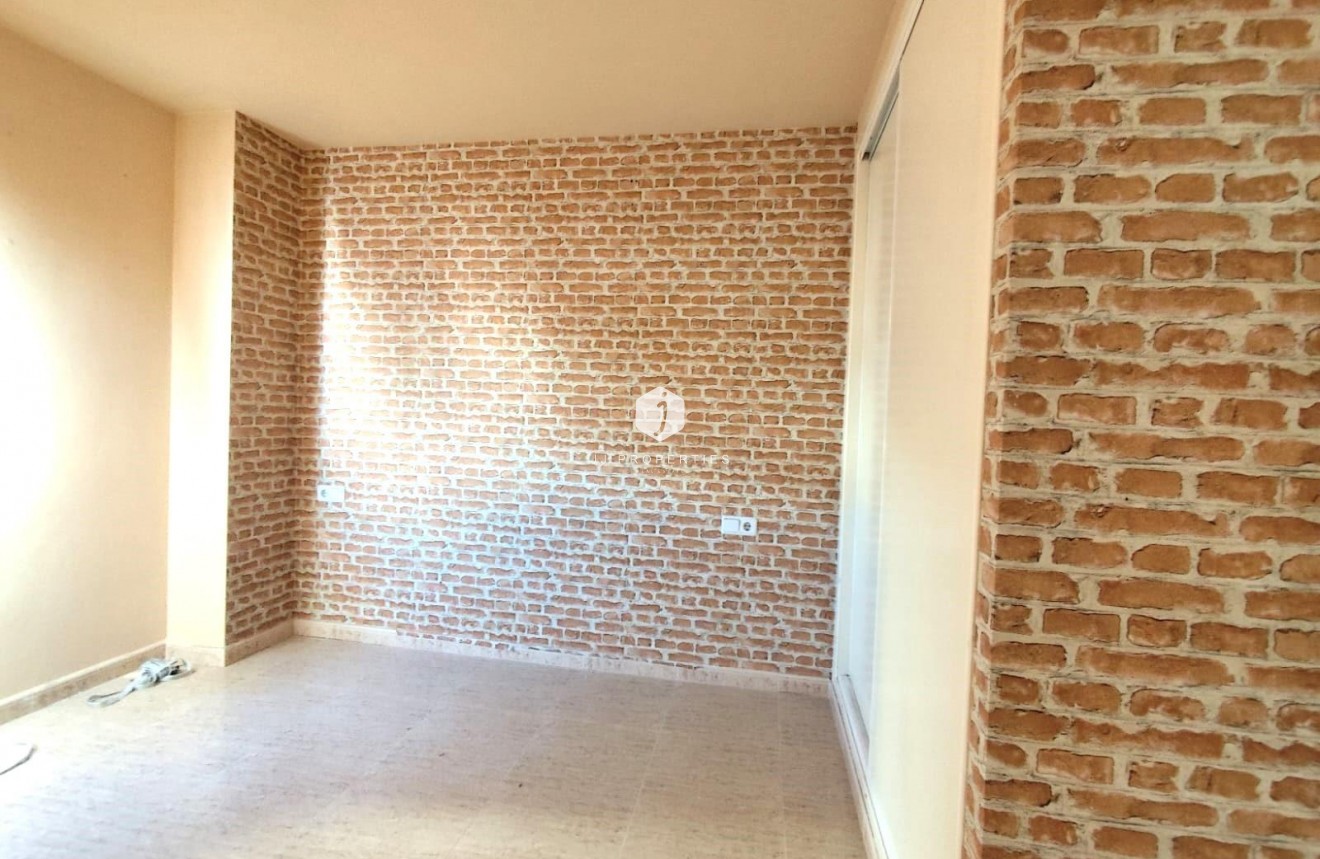 Tweedehands - Appartement / flat -
Torrevieja - Centro