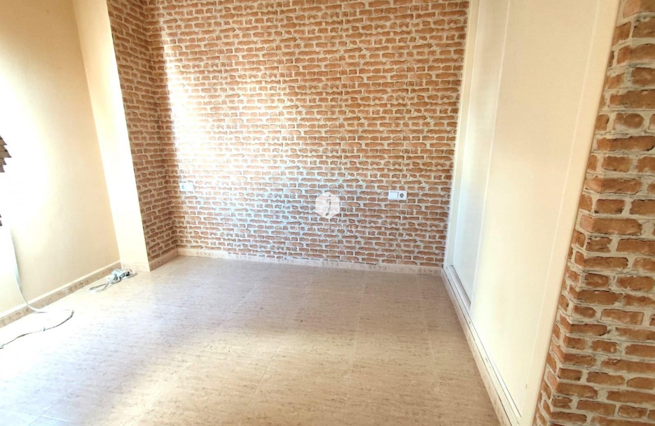 Tweedehands - Appartement / flat -
Torrevieja - Centro