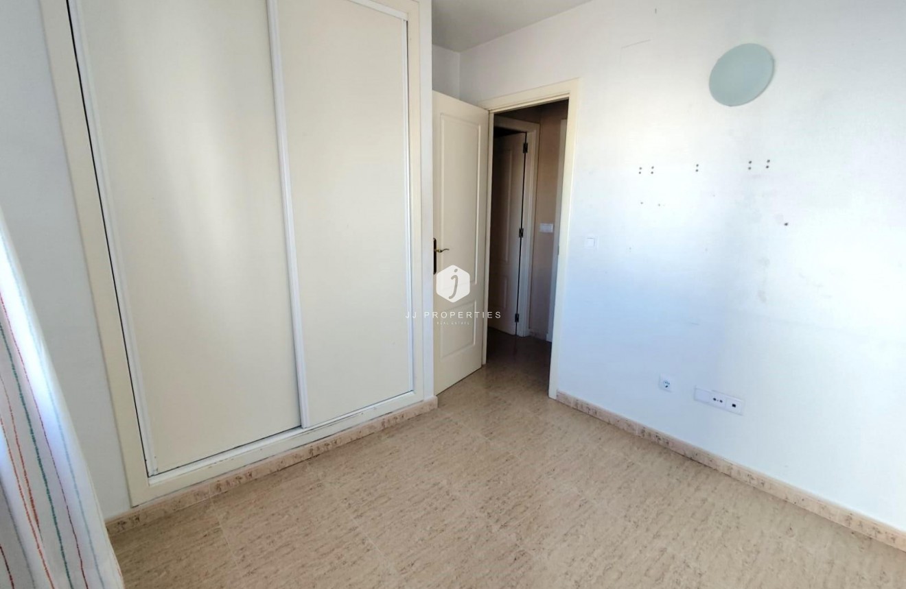 Tweedehands - Appartement / flat -
Torrevieja - Centro