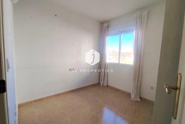 Tweedehands - Appartement / flat -
Torrevieja - Centro