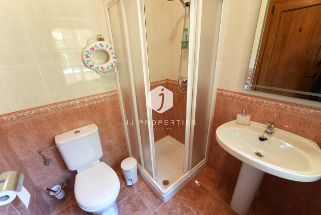 Resale - Villa -
Orihuela Costa - Campoamor