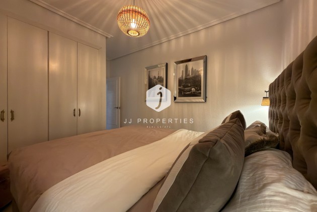 Resale - Villa -
Orihuela Costa - Los Doses