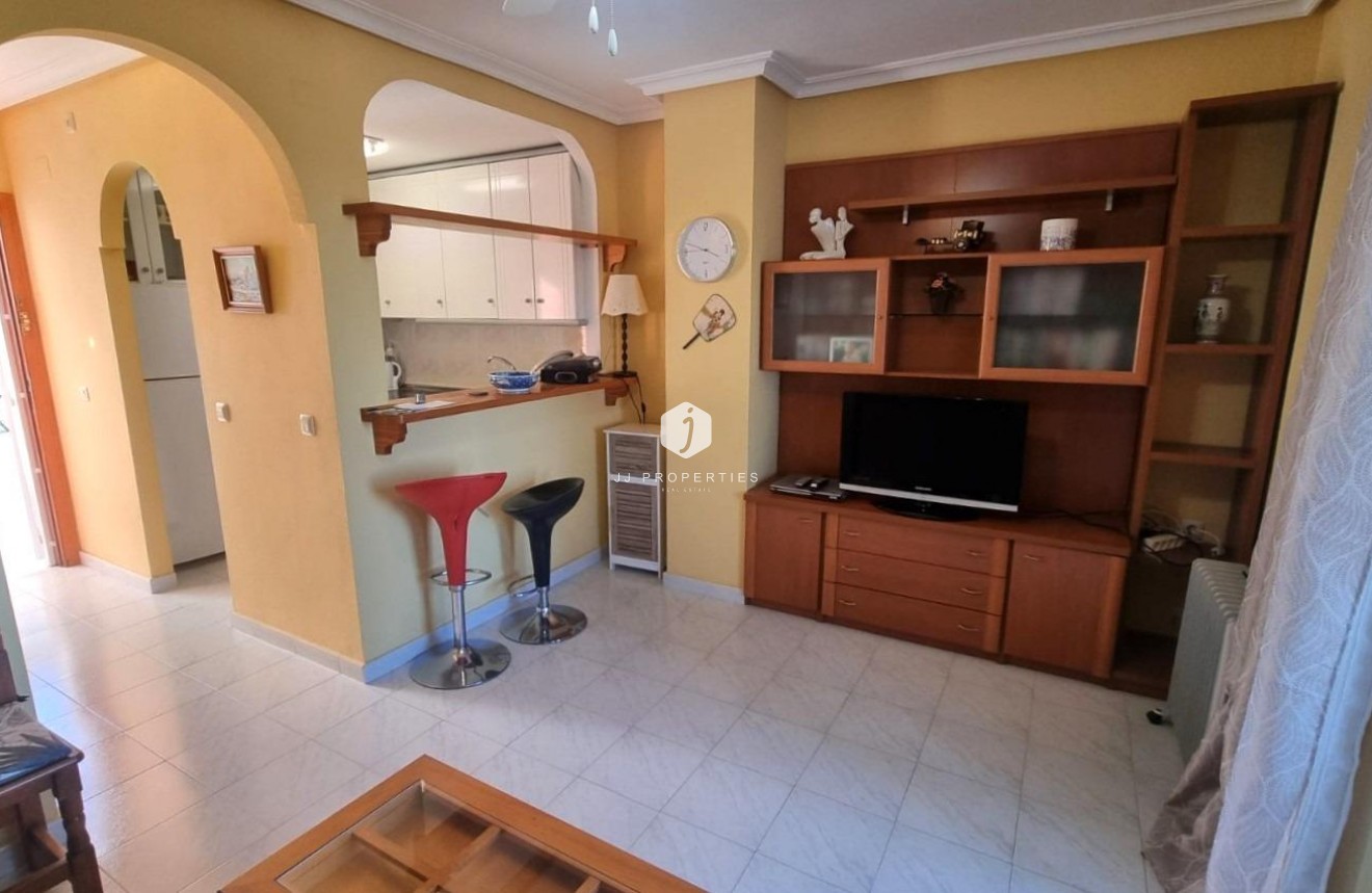 Resale - Apartment / flat -
Torrevieja - La Mata