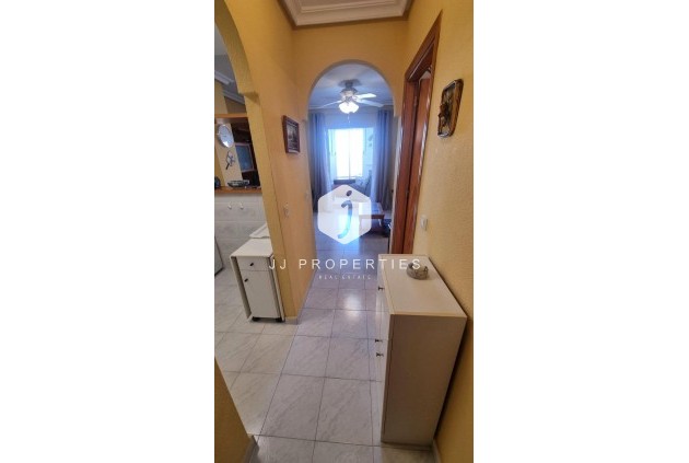 Resale - Apartment / flat -
Torrevieja - La Mata