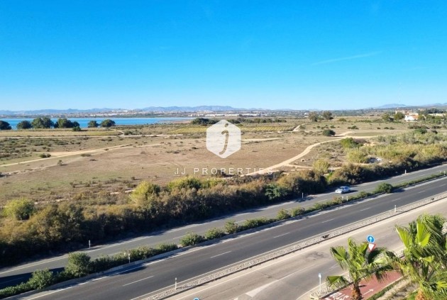 Resale - Apartment / flat -
Torrevieja - La Mata