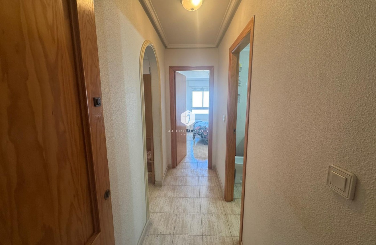 Resale - Apartment / flat -
Torrevieja - Costa Blanca