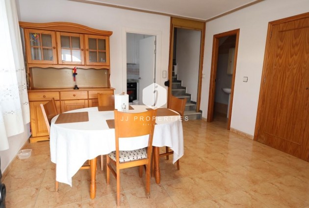 Resale - Chalet -
Torrevieja - Costa Blanca