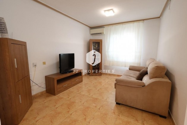 Resale - Chalet -
Torrevieja - Costa Blanca