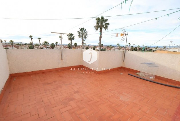 Resale - Chalet -
Torrevieja - Costa Blanca