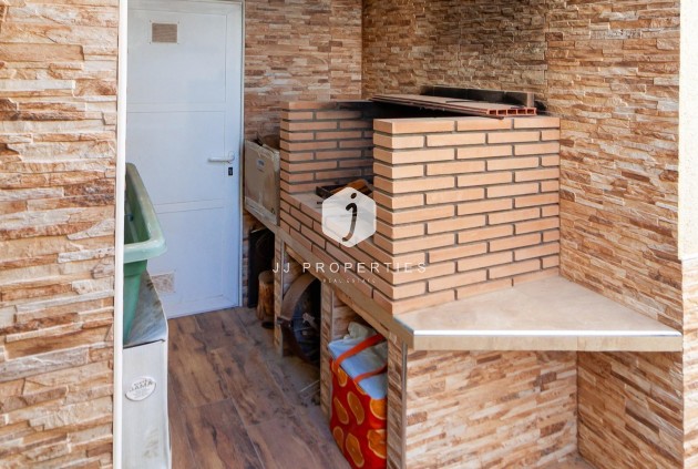 Resale - Villa -
Orihuela Costa - Los Almendros-la Florida