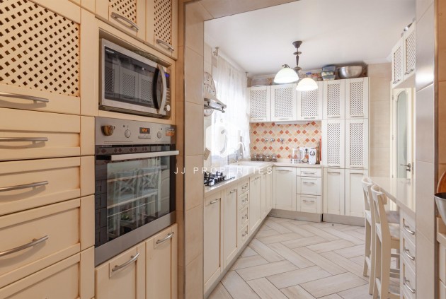 Resale - Villa -
Orihuela Costa - Los Almendros-la Florida