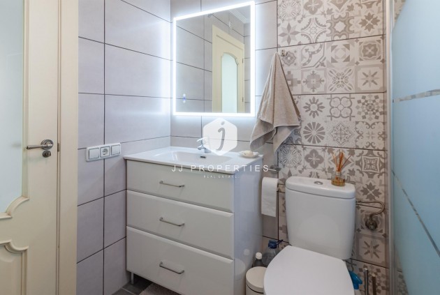 Resale - Villa -
Orihuela Costa - Los Almendros-la Florida