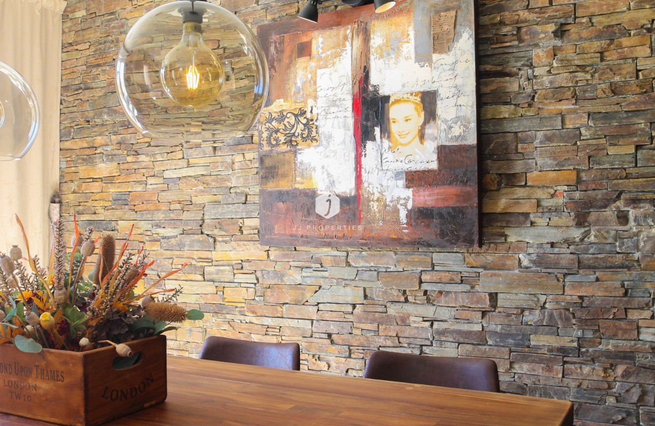 Resale - Villa -
Torrevieja - Costa Blanca