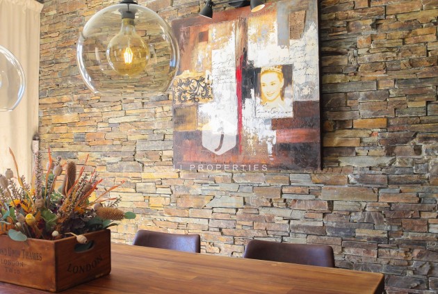 Resale - Villa -
Torrevieja - Costa Blanca