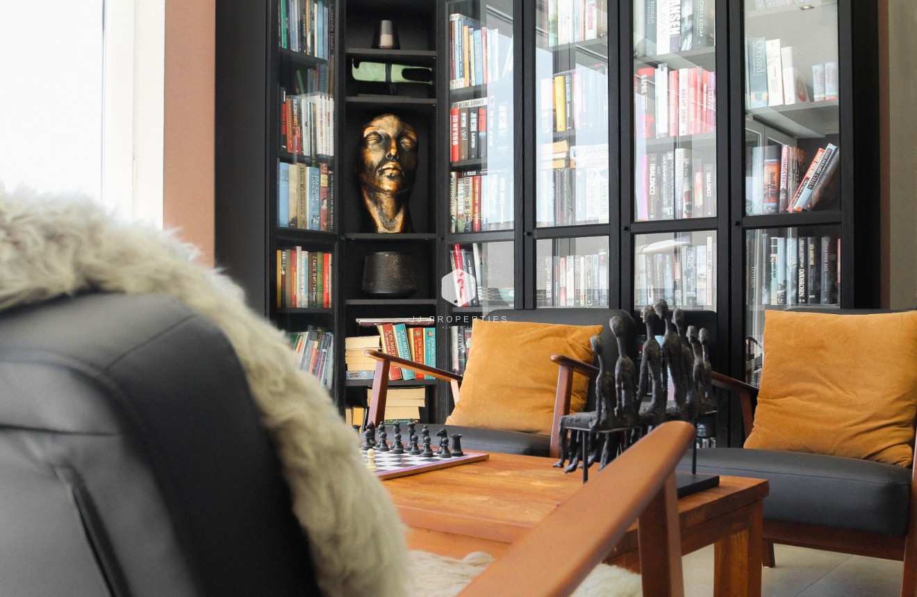 Resale - Villa -
Torrevieja - Costa Blanca