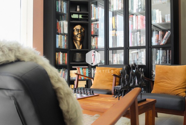 Resale - Villa -
Torrevieja - Costa Blanca