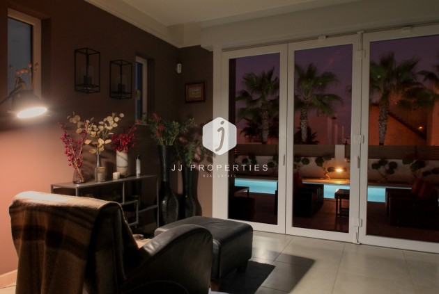 Resale - Villa -
Torrevieja - Costa Blanca