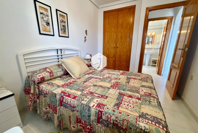 Resale - Apartment / flat -
Torrevieja - La Mata