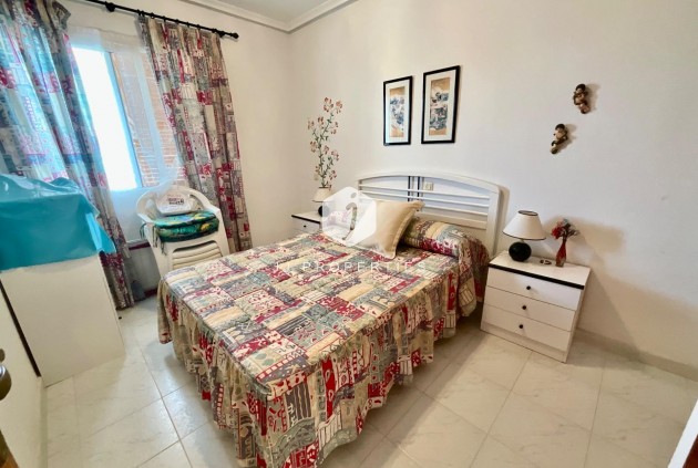 Resale - Apartment / flat -
Torrevieja - La Mata