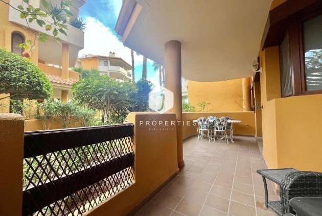 Resale - Bungalow -
Torrevieja - Punta prima