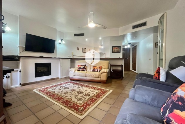 Resale - Bungalow -
Torrevieja - Punta prima