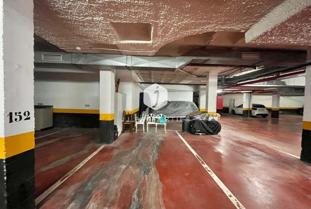 Resale - Bungalow -
Torrevieja - Punta prima