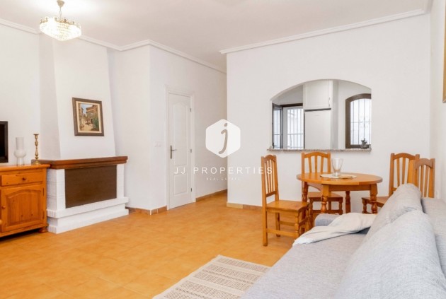 Resale - Chalet -
Orihuela Costa - Costa Blanca