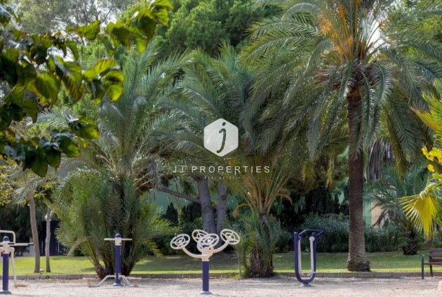 Resale - Chalet -
Orihuela Costa - Costa Blanca