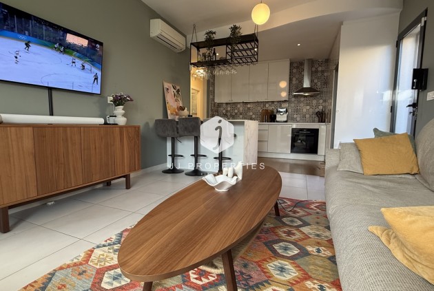 Resale - Villa -
La Zenia - Costa Blanca