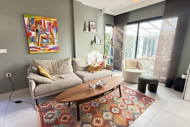 Resale - Villa -
La Zenia - Costa Blanca