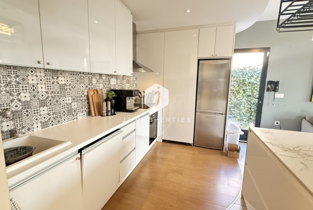 Resale - Villa -
La Zenia - Costa Blanca